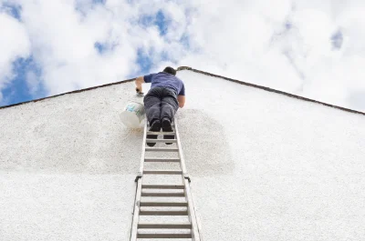 Peinture extérieure à Malvières — façades et ravalement